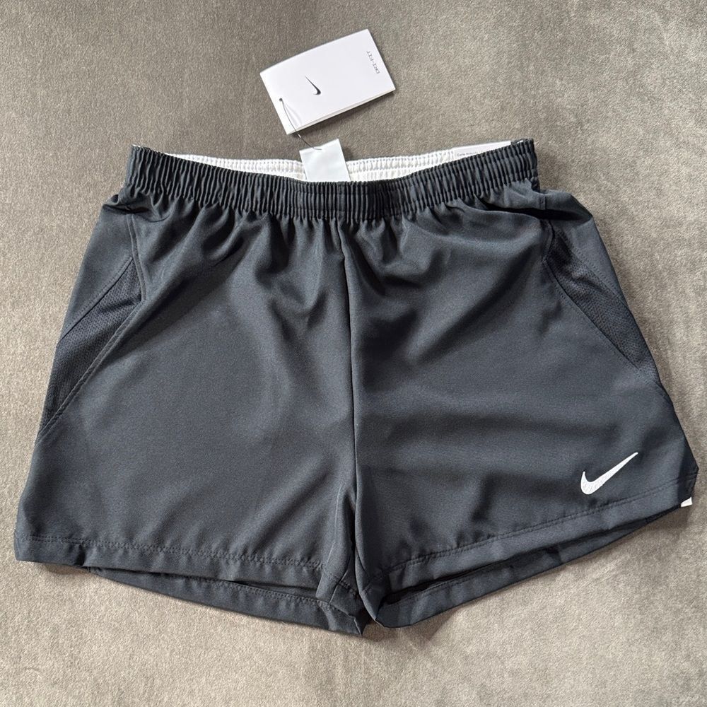 Women’s Nike Black Sport Shorts Dri-Fit AJ1266-010 Loose Fit Size XS NWT